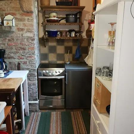 Alte Schule Kirmutscheid 別荘