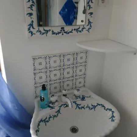 Alte Schule Kirmutscheid 別荘 *