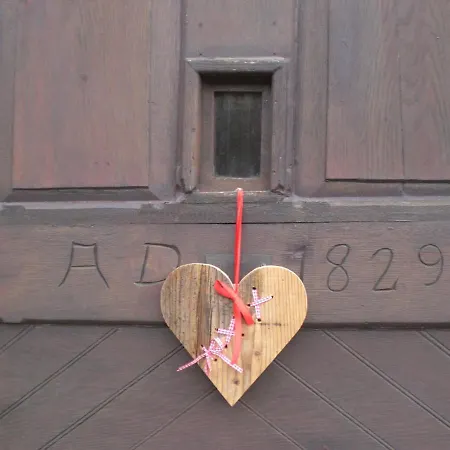 Alte Schule Kirmutscheid * Musch