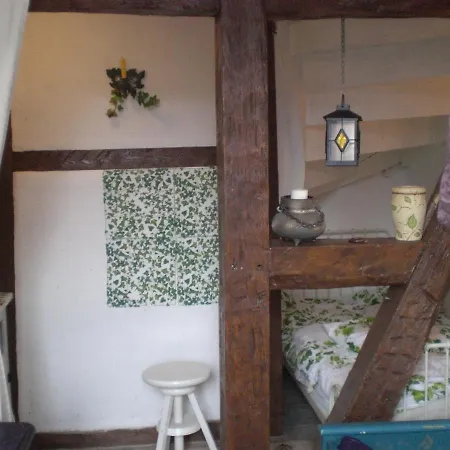 Alte Schule Kirmutscheid Feriehus *