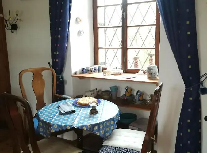 Alte Schule Kirmutscheid *