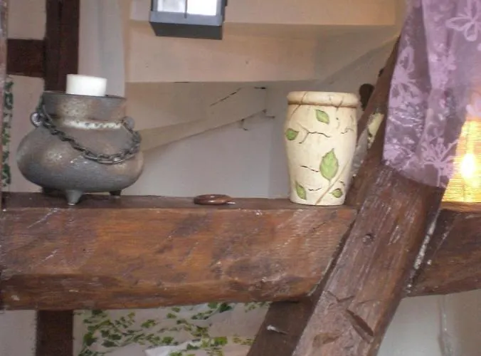 Alte Schule Kirmutscheid *